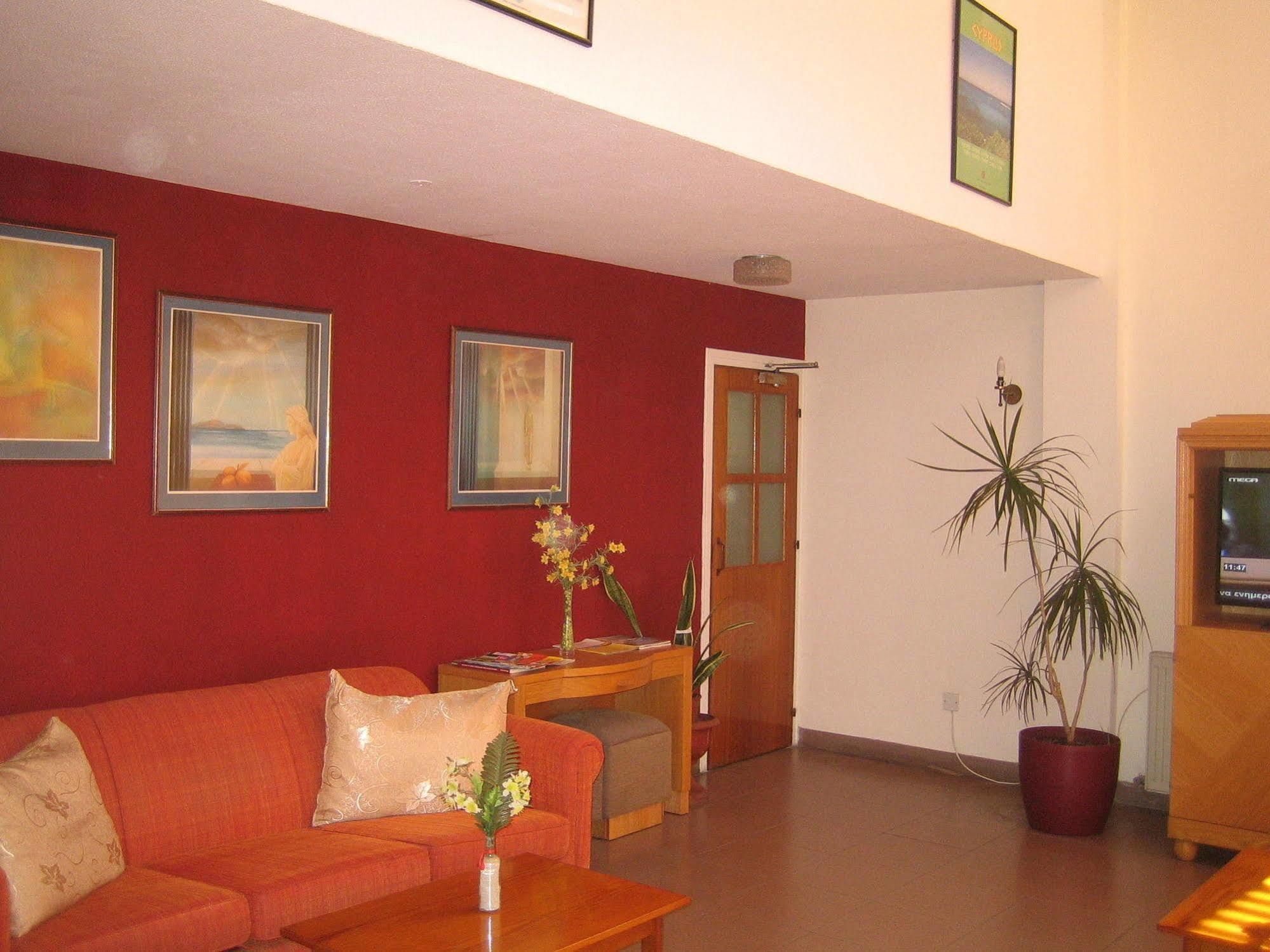 Onisillos Hotel Larnaca Exterior foto