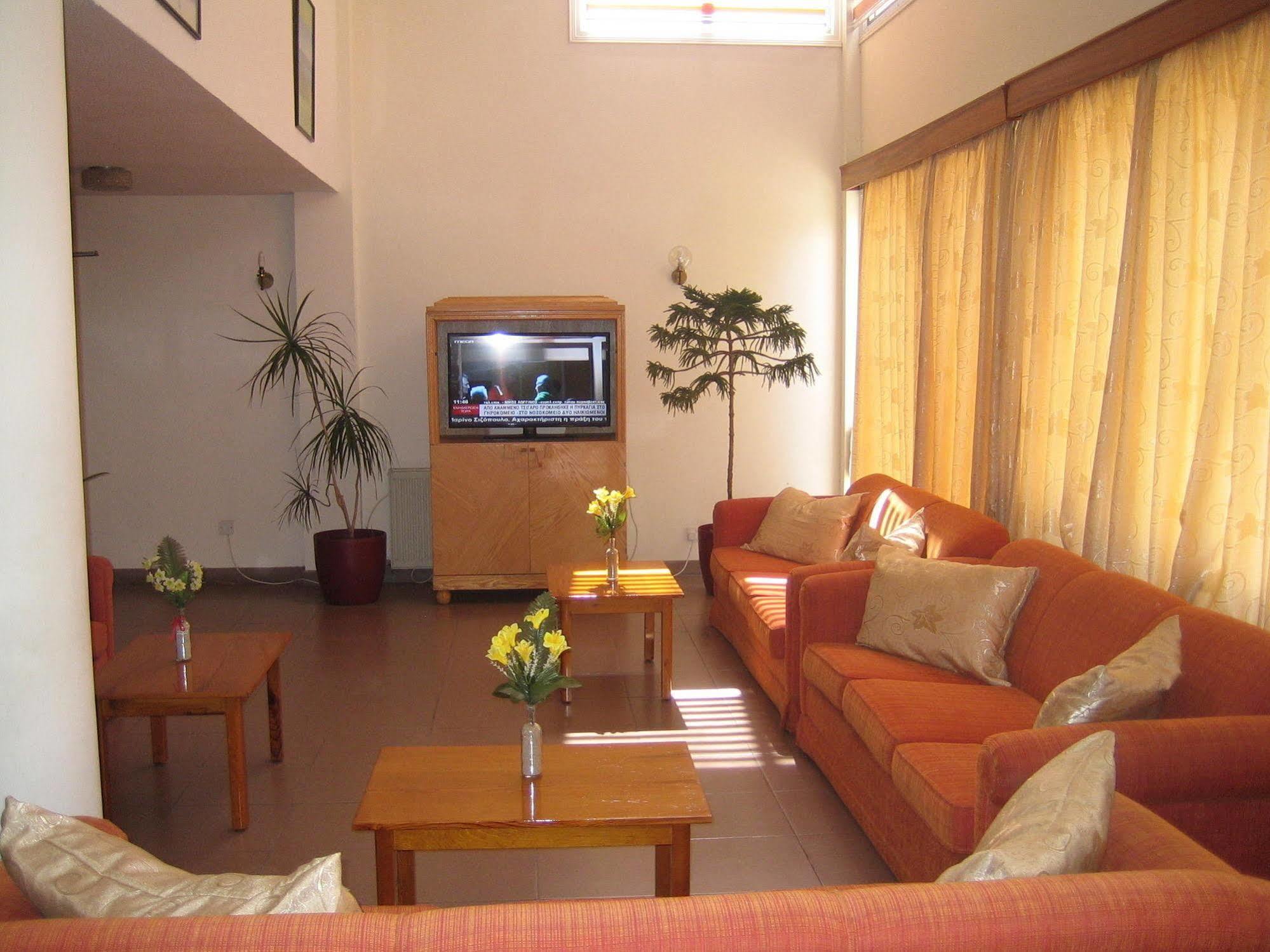 Onisillos Hotel Larnaca Exterior foto